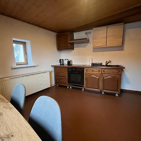 بيت ضيافة Simplex Monteurzimmer Kraichtal