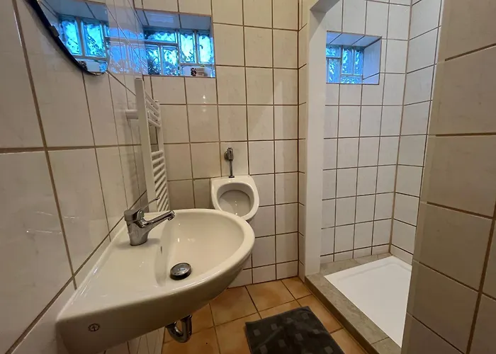 Simplex Monteurzimmer Πανσιόν