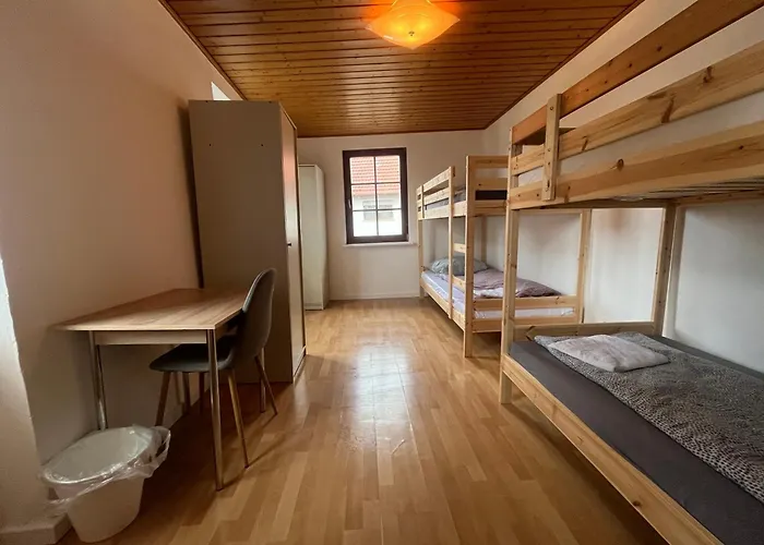 Simplex Monteurzimmer Πανσιόν